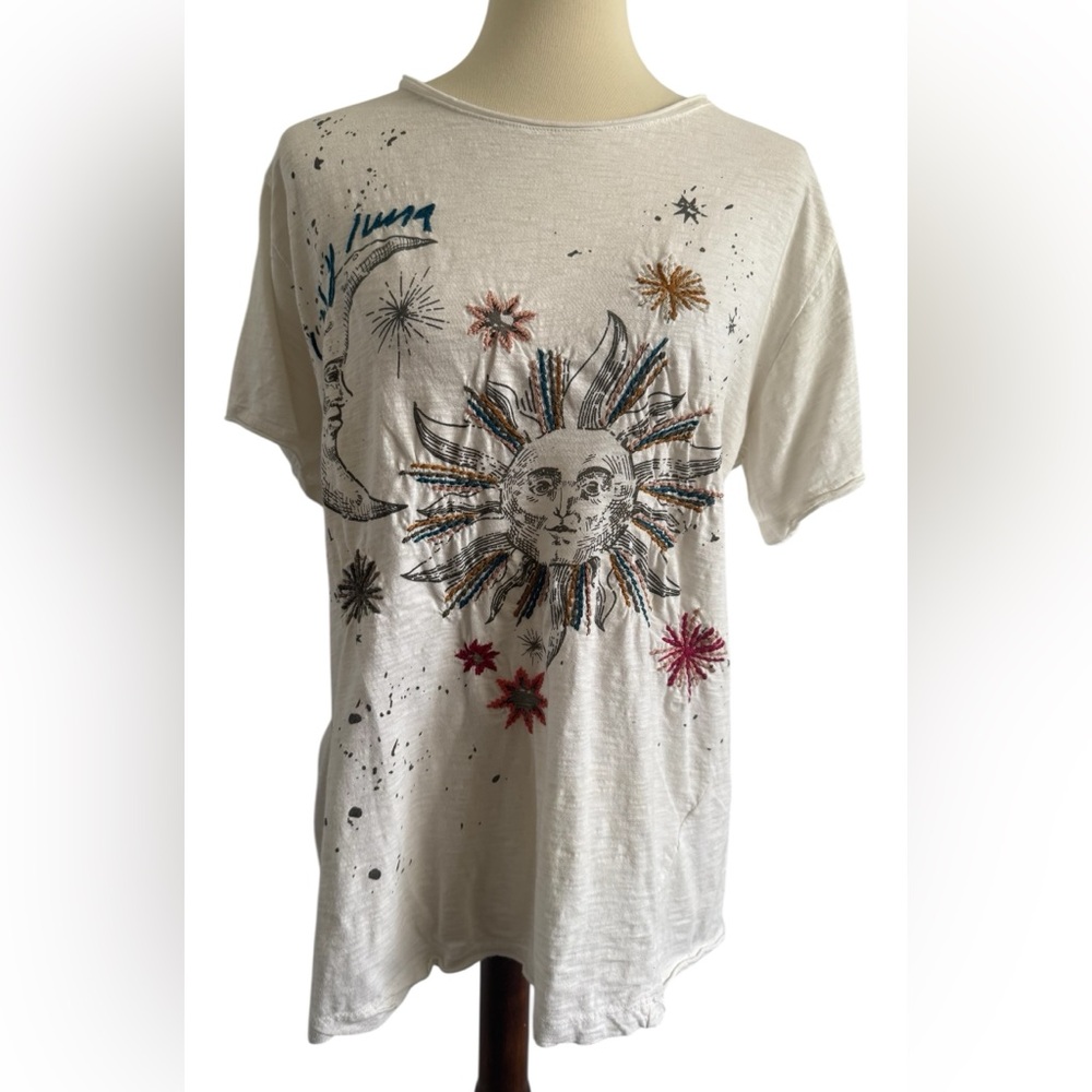 White Graphic Short Sleeve Tee